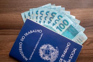 Educação Financeira 5 empréstimo consignado clt